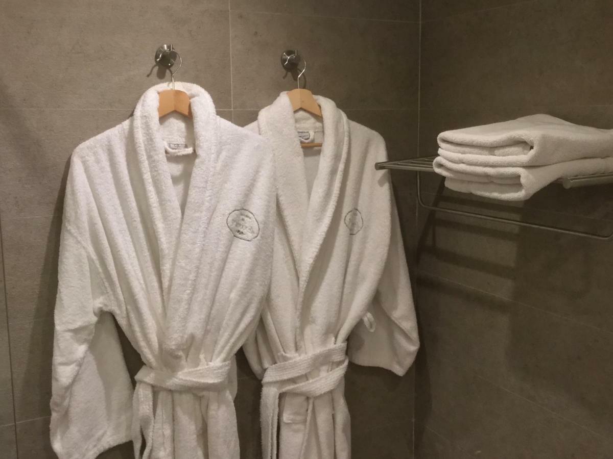 그라브종 Domaine De Fontbelle B&B 외부 사진