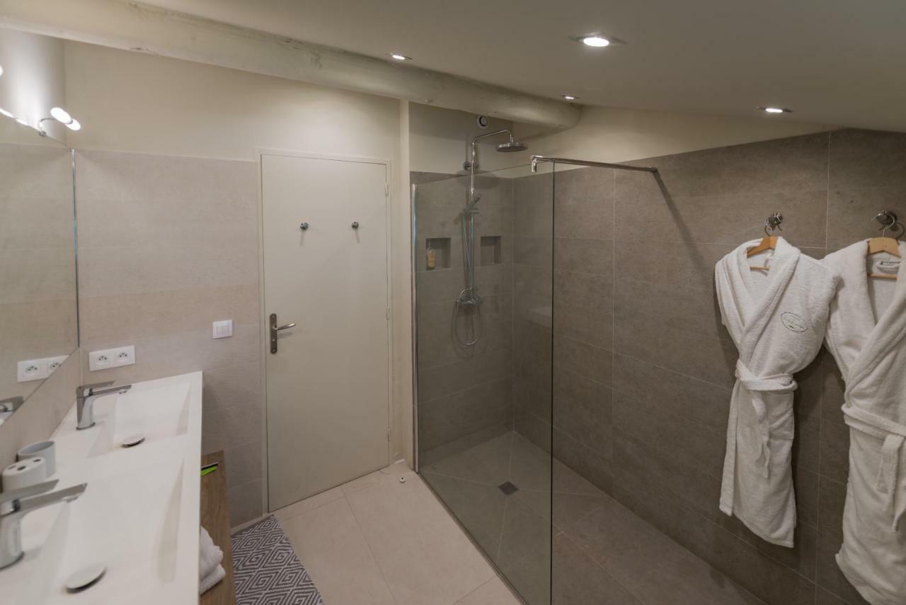 그라브종 Domaine De Fontbelle B&B 외부 사진